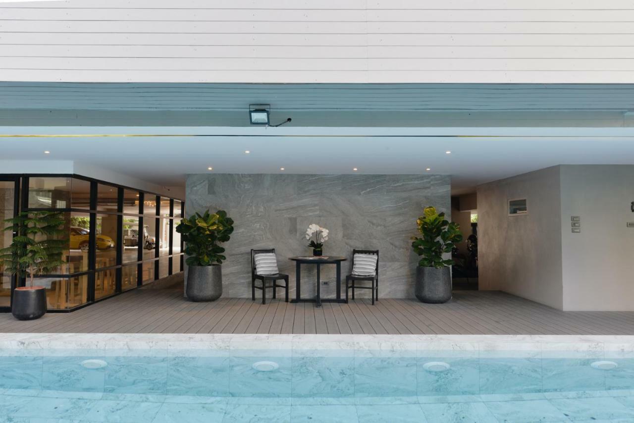 Aspira Tropical Residence Thong Lor Bangkok Exterior photo
